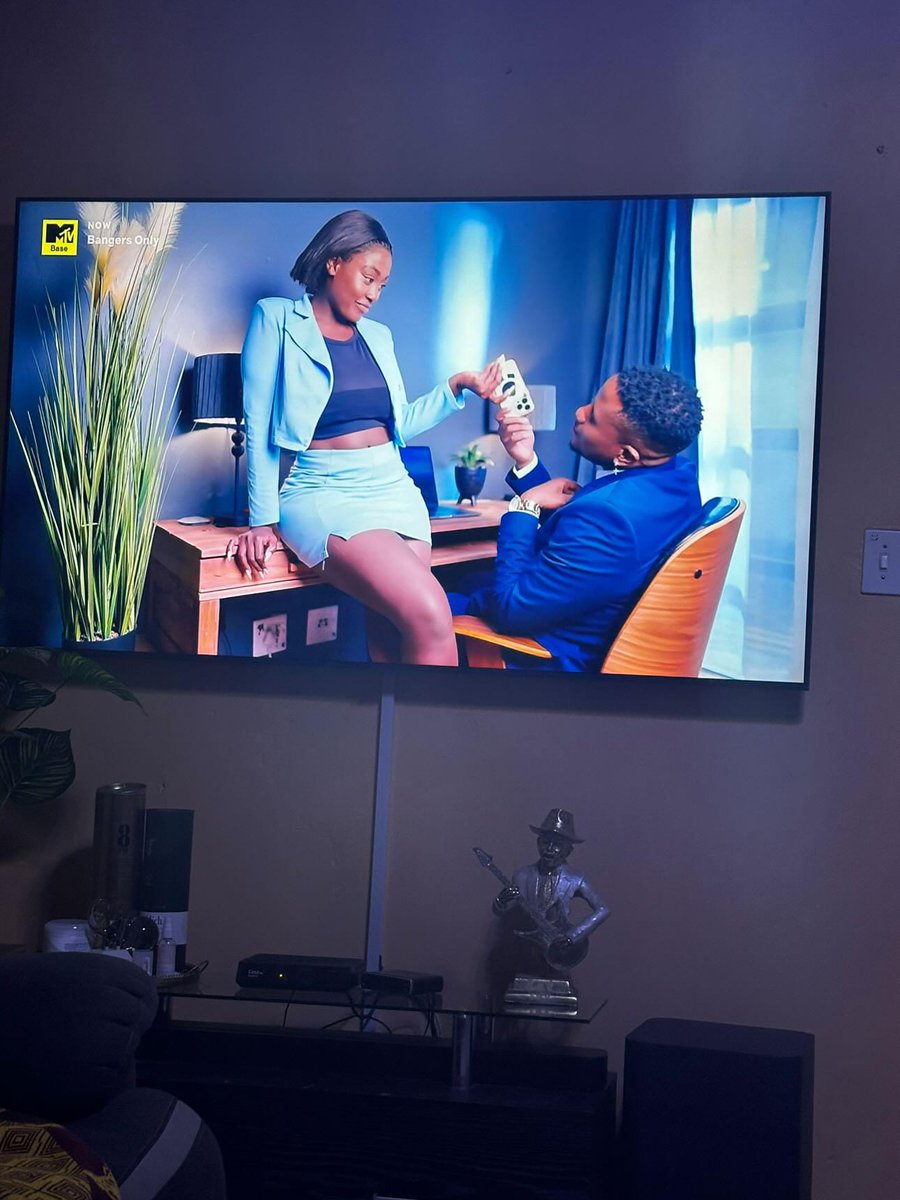 LyrikalBusta's tweet photo. We were spotted on Tv 📺🇸🇿 https://t.co/J2e18ReggF