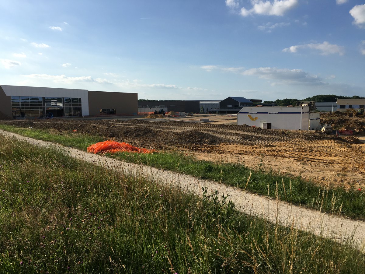 Le grand écart électoral  entre les grandes villes et le reste du  pays, déjà massif, a continué de  s’accroître le 9 juin, comme l’analyse la journaliste <a href="/Ra_GarVal/">Rachel Garrat-Valcarcel</a>. 
Le vote n’a jamais été autant corrélé aux modes de vie et surtout à la manière d’occuper l’espace.