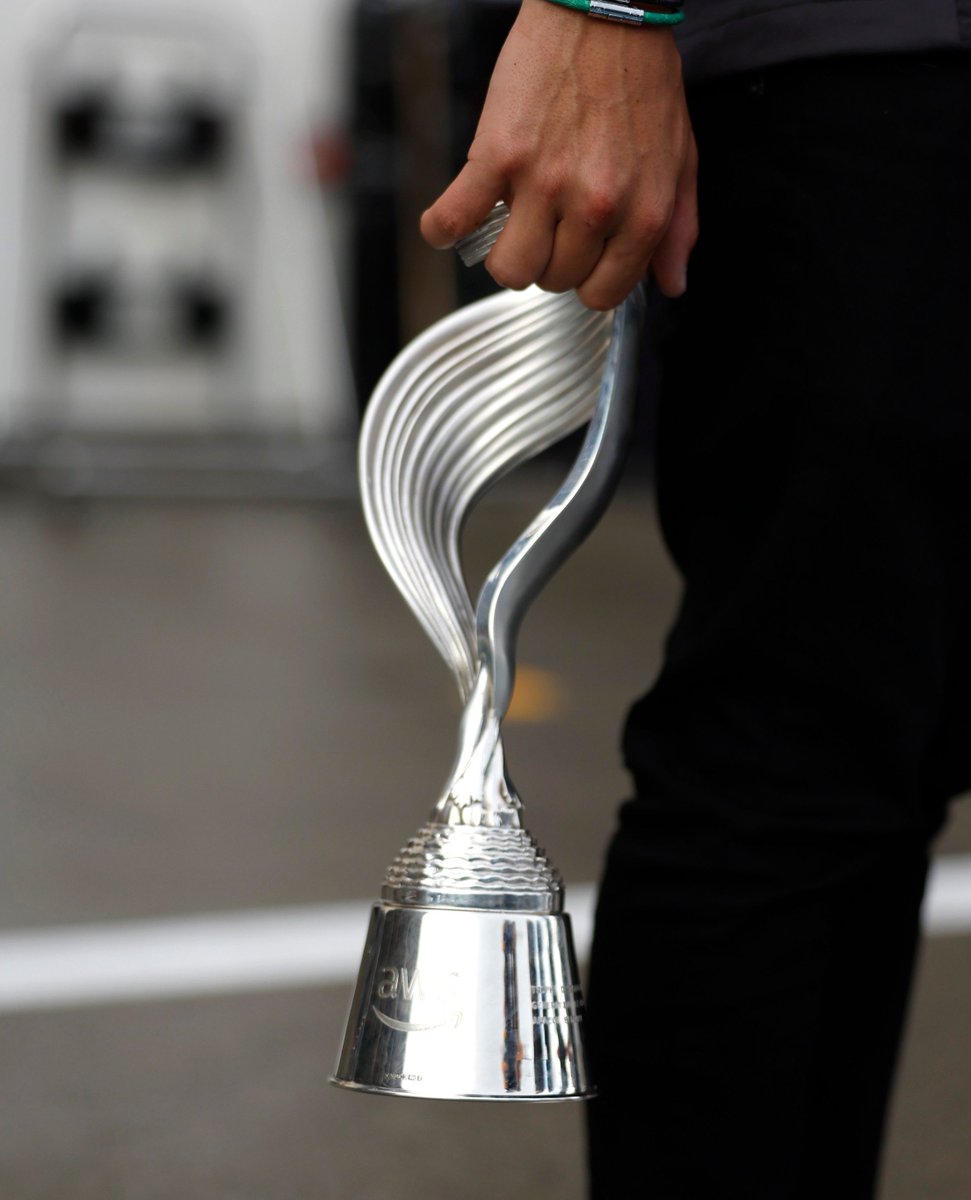 LN4's tweet photo. Me when I see Lando's trophy from Canada 🥰 https://t.co/4aaZ4vAfLT