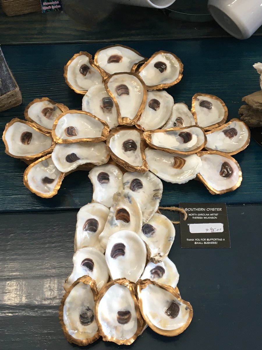 ArcticToad5's tweet image. Emerald Isle Local Art
#emeraldisle
#shellgame