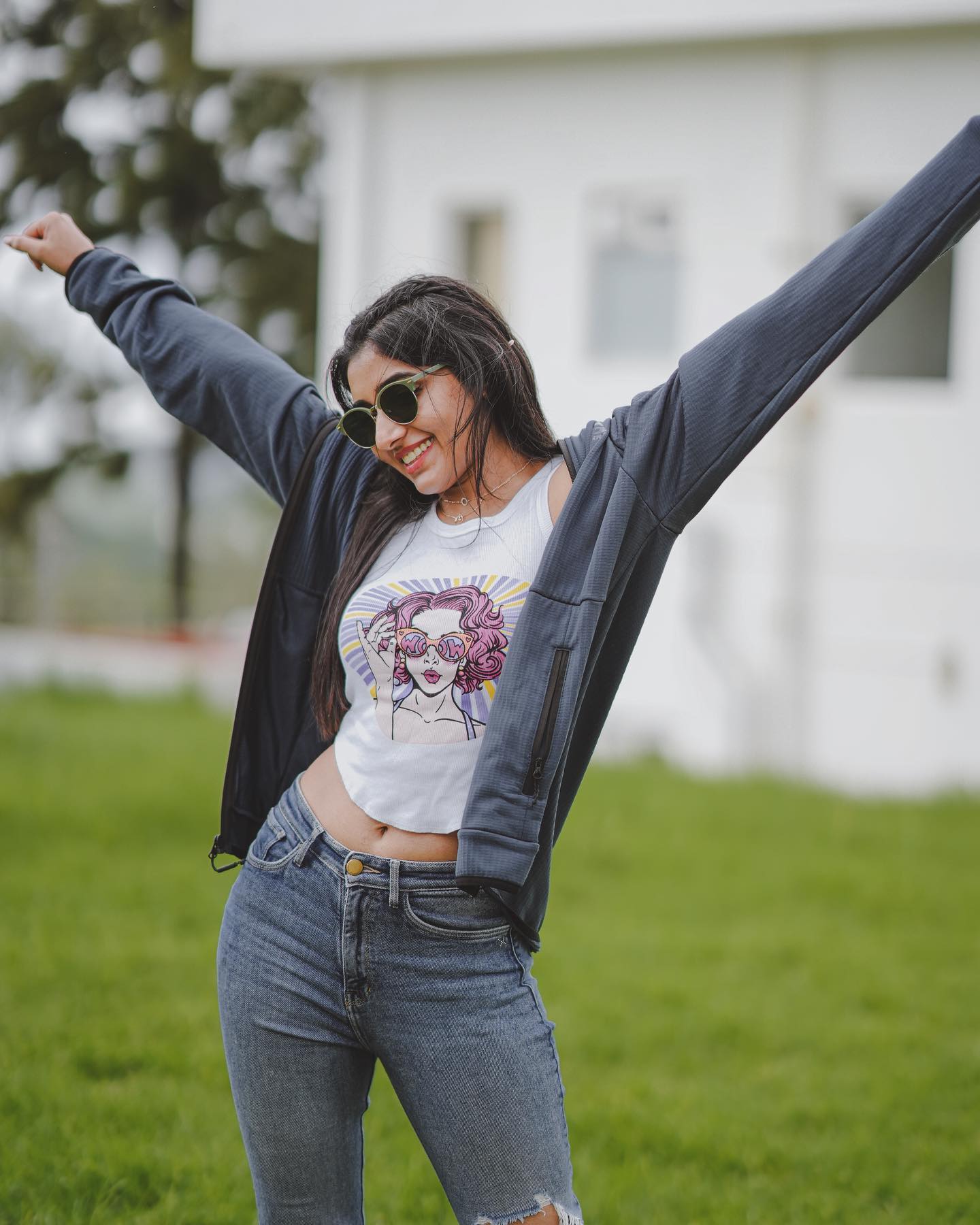 GPzd7JwbkAECU50?format=jpg&name=large