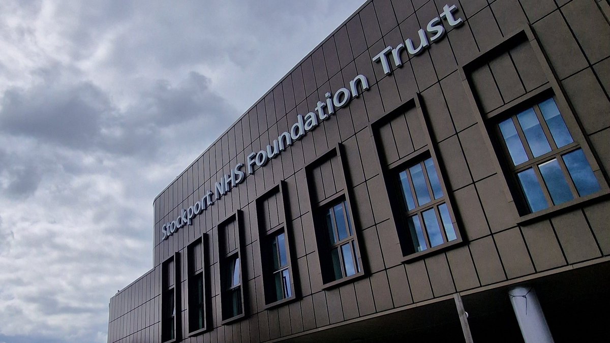 We have an exciting opportunity for registered healthcare professional to join the Haematology team at Stockport NHS FT, as a Trainee Advanced Clinical Practitioner. #TeamMedicineSft <a href="/StockportNHS/">Stockport NHS FT</a> <a href="/StockportNurses/">#TEAMSTOCKPORT</a> <a href="/mickeypilk/">Michael Pilkington</a> <a href="/DavidPickersg13/">David Pickersgill</a> <a href="/mcquakee/">Clare Mcquaker</a> jobs.stockport.nhs.uk/?basicfallback…