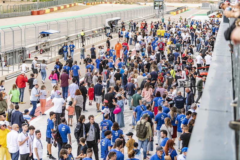 EPIC_RW's tweet photo. Se vienen estos momentos  #NAPARacingWeekend 🔝 

Vivirlo en primera persona 🔥

#MotorlandAragón #RFEDA #PSCI #F4Spain #Eurocup3 #GRCupSpain #Easydrift https://t.co/61ppL7rlzp