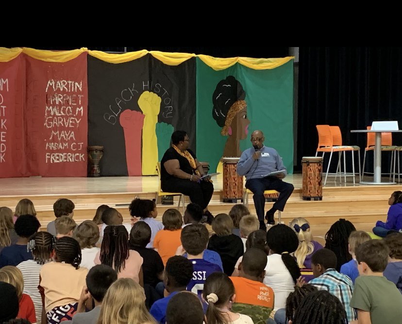 GridleyDaniel's tweet photo. Happy Birthday, Joseph Holt, Jr!
Thank you to you and your family for doing what was necessary for public school education in Raleigh and Wake County.
Have an awesome 81st!
#Equity4Wake https://t.co/Z3hCgQlehf