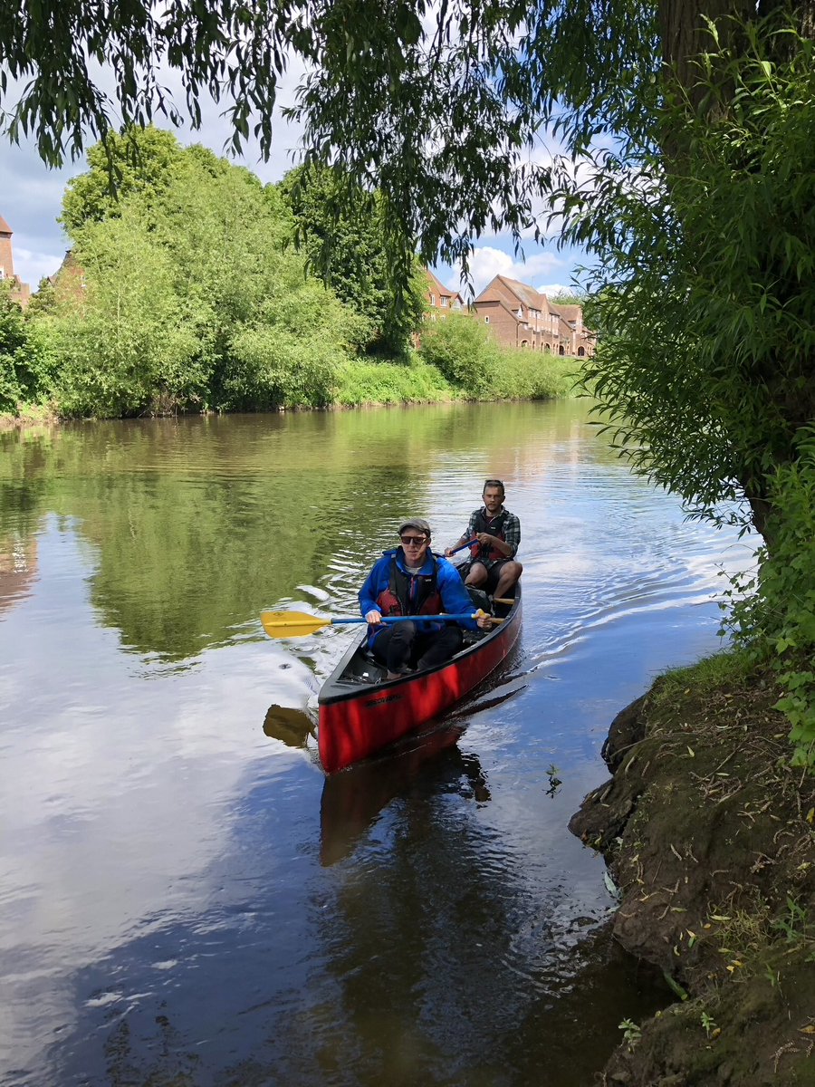 HireCanoe's tweet photo. Father’s Day coming up on Sunday. Isn’t it time for dad to relive those adventure days by trying out one of our boats? Gift certificates are also available to buy online. Call us on 01952 427 150. #fathersday #rivertrips #FamilyFun #SummerFun #canoeing #rafting #bridgnorth https://t.co/5anH94TEel