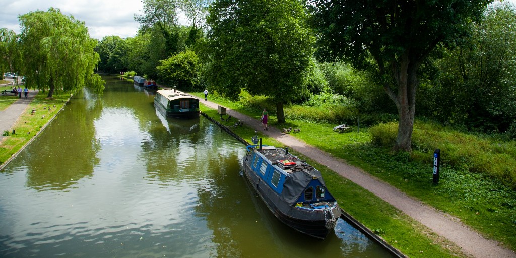 CanalRiverTrust's tweet photo. Our CEO, Richard Parry spoke live on @SkyNews this morning about the renaissance of #canals and the required partnership with government to keep them alive for nature and the benefit of millions of people 💙
Read our #ElectionStatement here 👇
https://t.co/FuMs5RowlS https://t.co/dNLiWHLK17