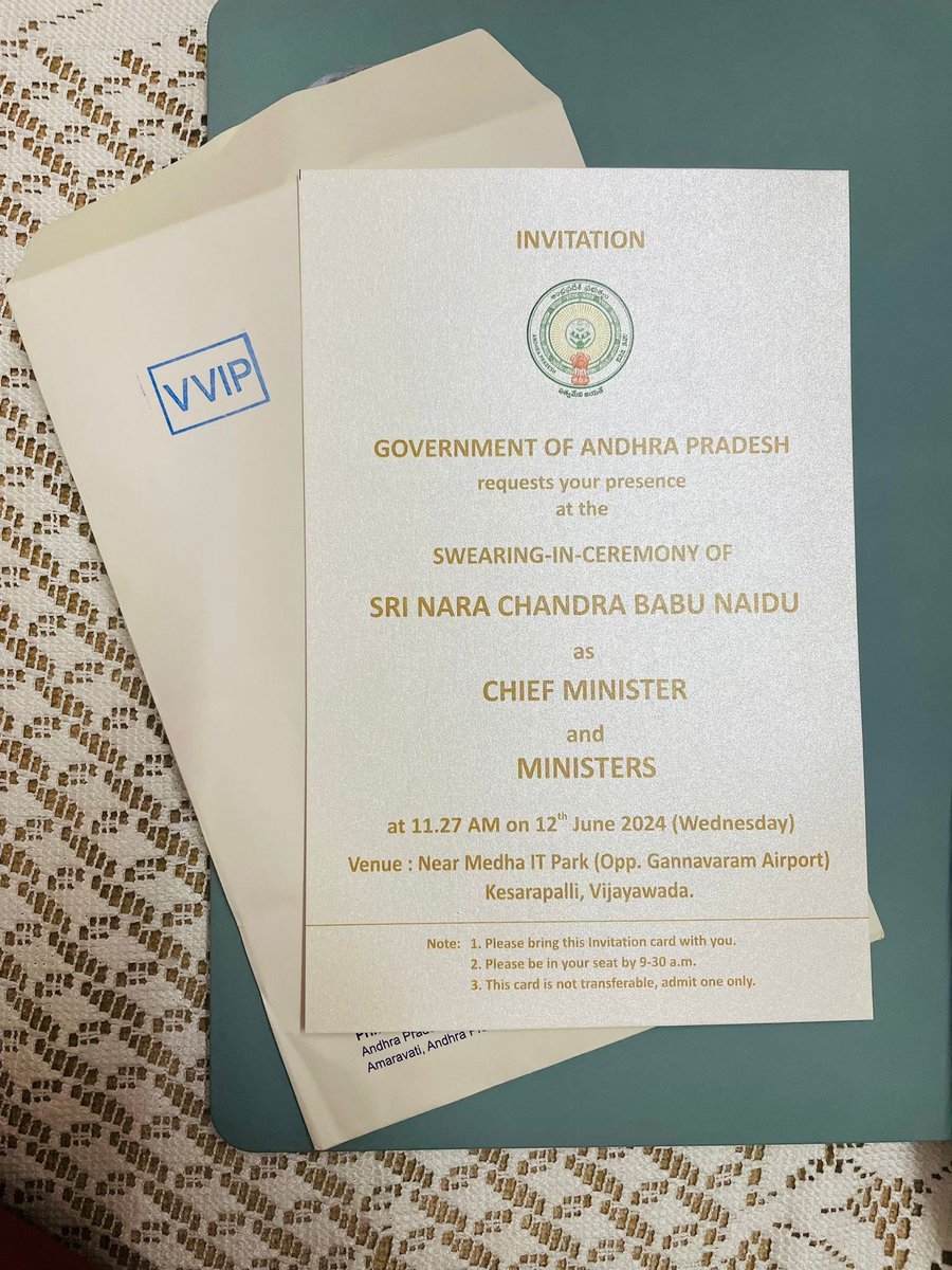 EmotionalThink3's tweet photo. జెండా పట్టుకున్న జనసైనికుడికి వీరమహిళకి 
ఆన్లైన్ లో జనసేనను బలపర్చిన ప్రతి జన శతాగ్నికి 
పార్టీ కోసం నిలబడిన ప్రతి ఒకరిది ఈ విజయం

చిరంజీవి గారు తమ్ముడు తాలూకా
పిఠాపురం MLA  గారు తాలూకా 
జనసేన పార్టీ ప్రెసిడెంట్ గారు తాలూకా 
మధ్యతరగతి వాడికి వీవీఐపీ ఆహ్వానం పలికే పార్టీ తాలూకా https://t.co/mjcF4uMbJF
