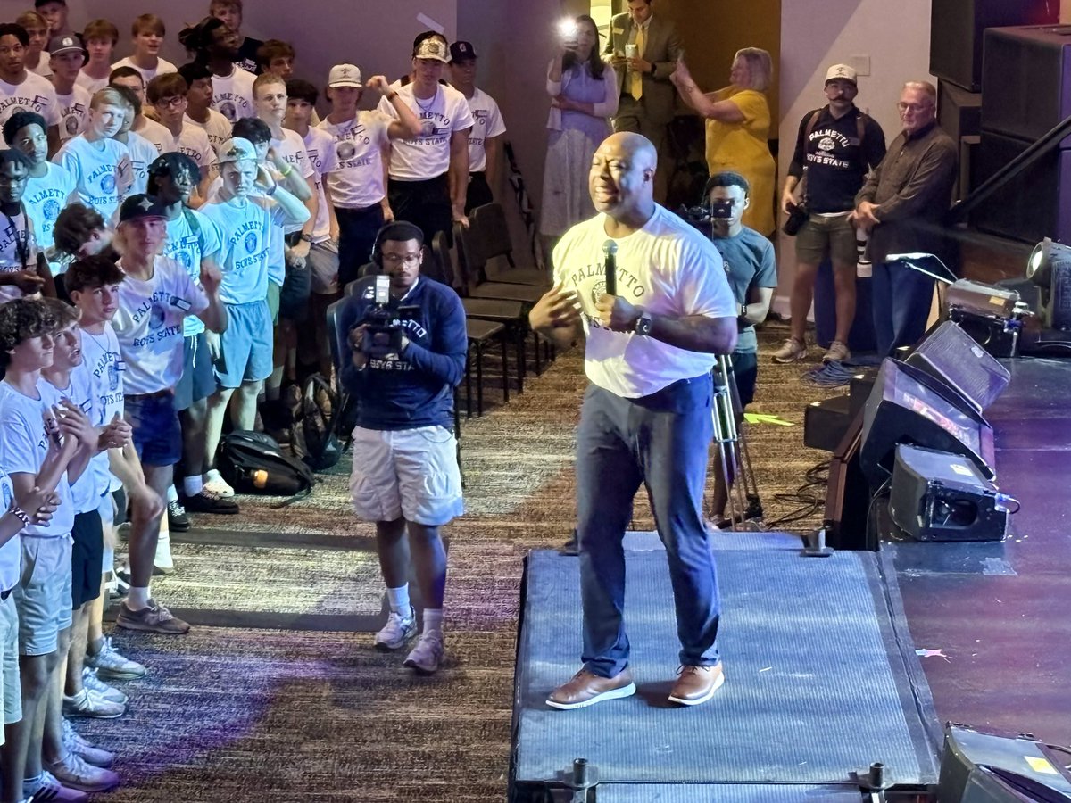 SenatorTimScott's tweet photo. I can testify from my own experience, @SCBoysState does incredible work to teach important life lessons that help shape the leaders of tomorrow. I BELIEVE in Boys State! https://t.co/bJvwCWXIJg