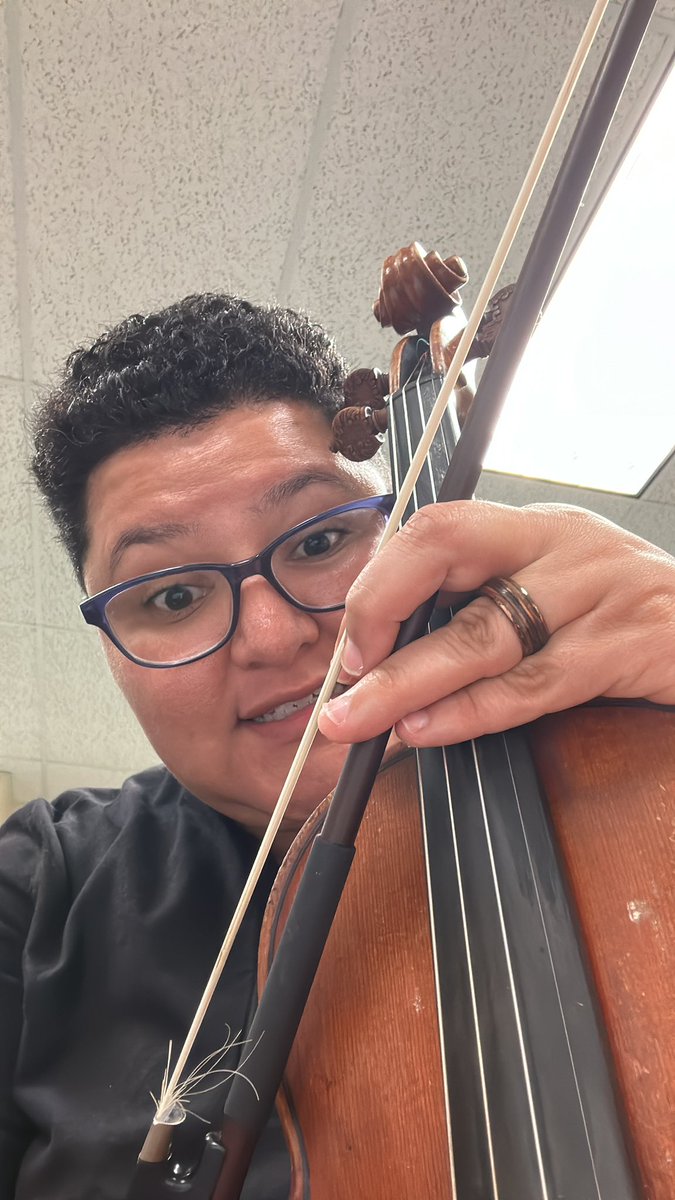 S_AMTZ's tweet photo. Yesterday was the First day with the amazing Jose Longoria at the “Fundamentals of Mariachi” at @uhmooresschool #teachersummer #PDday1 #mariachieducation https://t.co/w0M8wsibHa