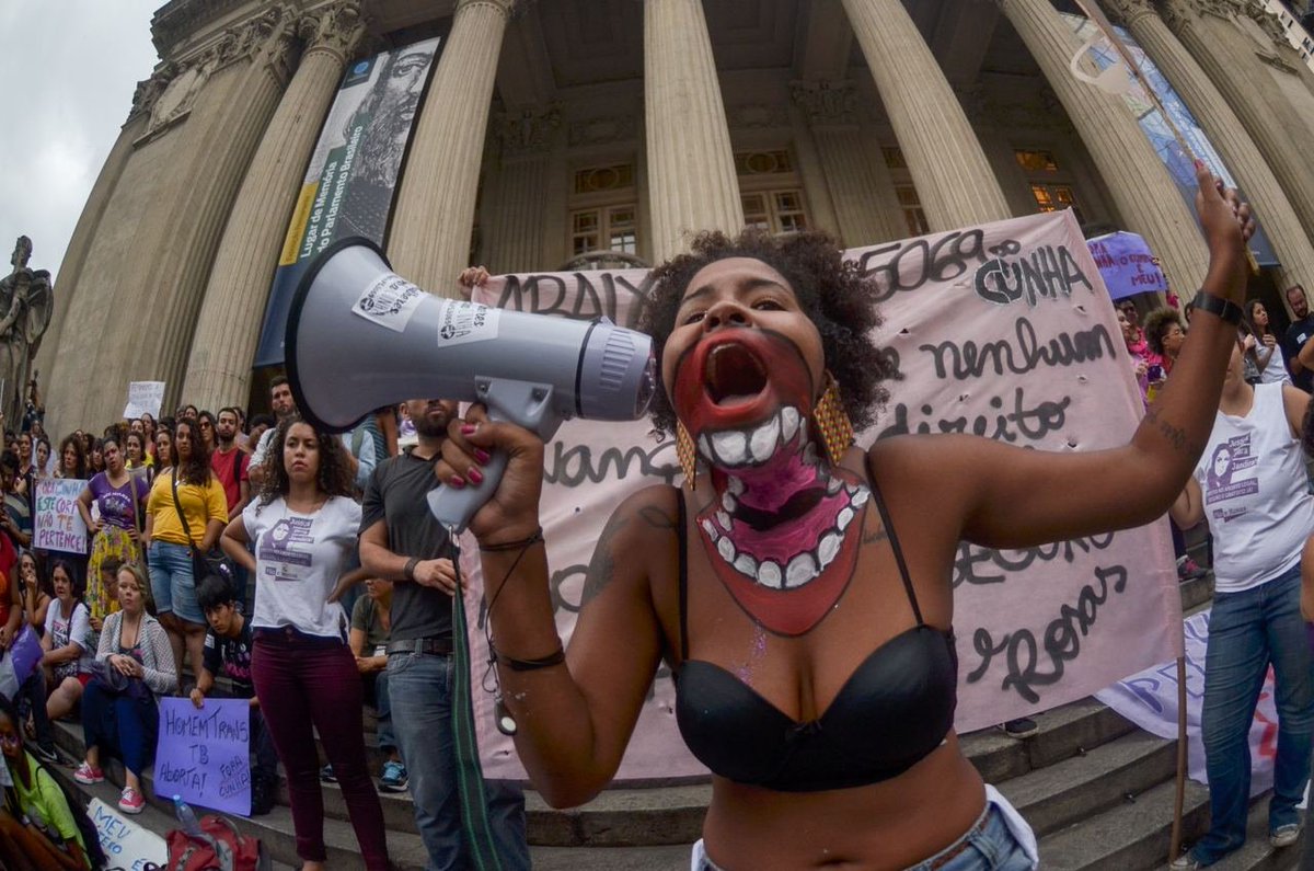 MidiaNINJA's tweet image. Os projetos de vida de mulheres,  meninas e adolescentes vítimas de estupros são interrompidos e as consequências são devastadoras para vítimas e sociedade. 

Diga NÃO as ideias legislativas que atentam contra a dignidade sexual de mulheres, meninas e adolescentes.

 As vítimas…