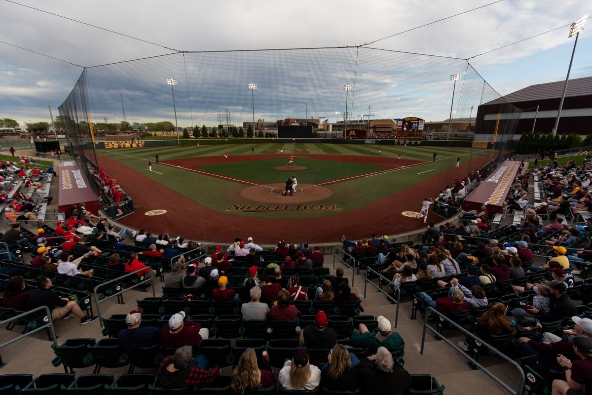 I appreciate every coach who took the time to reach out to me these last few days and I wish you all the best. With that said, I have decided to stay home and play for the University of Minnesota 〽️❤️