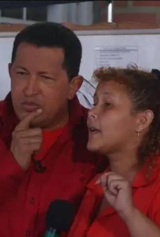 luchainquilina's tweet photo. #11Jun || ¡Luchar por la vivienda no es delito!

Solidaridad  del Movimiento de Inquilinas e Inquilinos con la compañera Agustina y demás familias que vienen siendo criminalizadas por la lucha al derecho a la vivienda! @NicolasMaduro

https://t.co/M9HZcW3xnL

#NicoTieneLasRiendas https://t.co/NtxmnkkFdF
