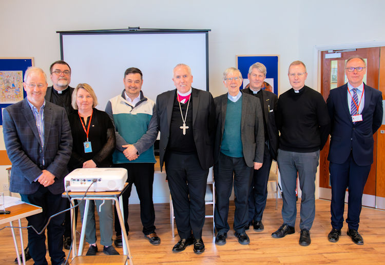 Senior clerical and curia staff from the Diocese of East Anglia have attended a media training workshop where they explored the positive opportunities offered by a strategy of open communications. <a href="/RCEastAnglia/">Diocese of East Anglia</a> <a href="/CatholicVoices/">Catholic Voices</a> rcdea.org.uk/workshop-extol…
