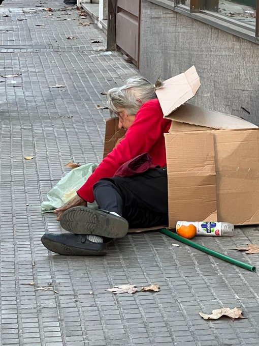 herme497's tweet photo. @MartinLemaUy te faltó poner esta que corresponde a tu gobierno, y solo pasaron 4 años, imagínate como estaríamos si gobiernan 35 años https://t.co/WWudlJLRTD