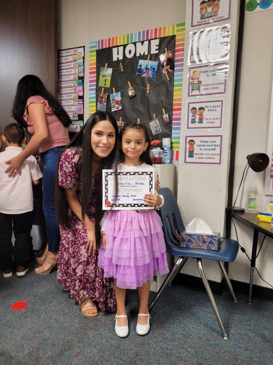 Ms_Hernandez210's tweet photo. ✌🏼Way DL could not contain their excitement as they earned awards for outstanding character, excellent attendance, and academic achievements during this morning’s @ErmelES_AISD award ceremony🤩 https://t.co/dBzla8kFDF