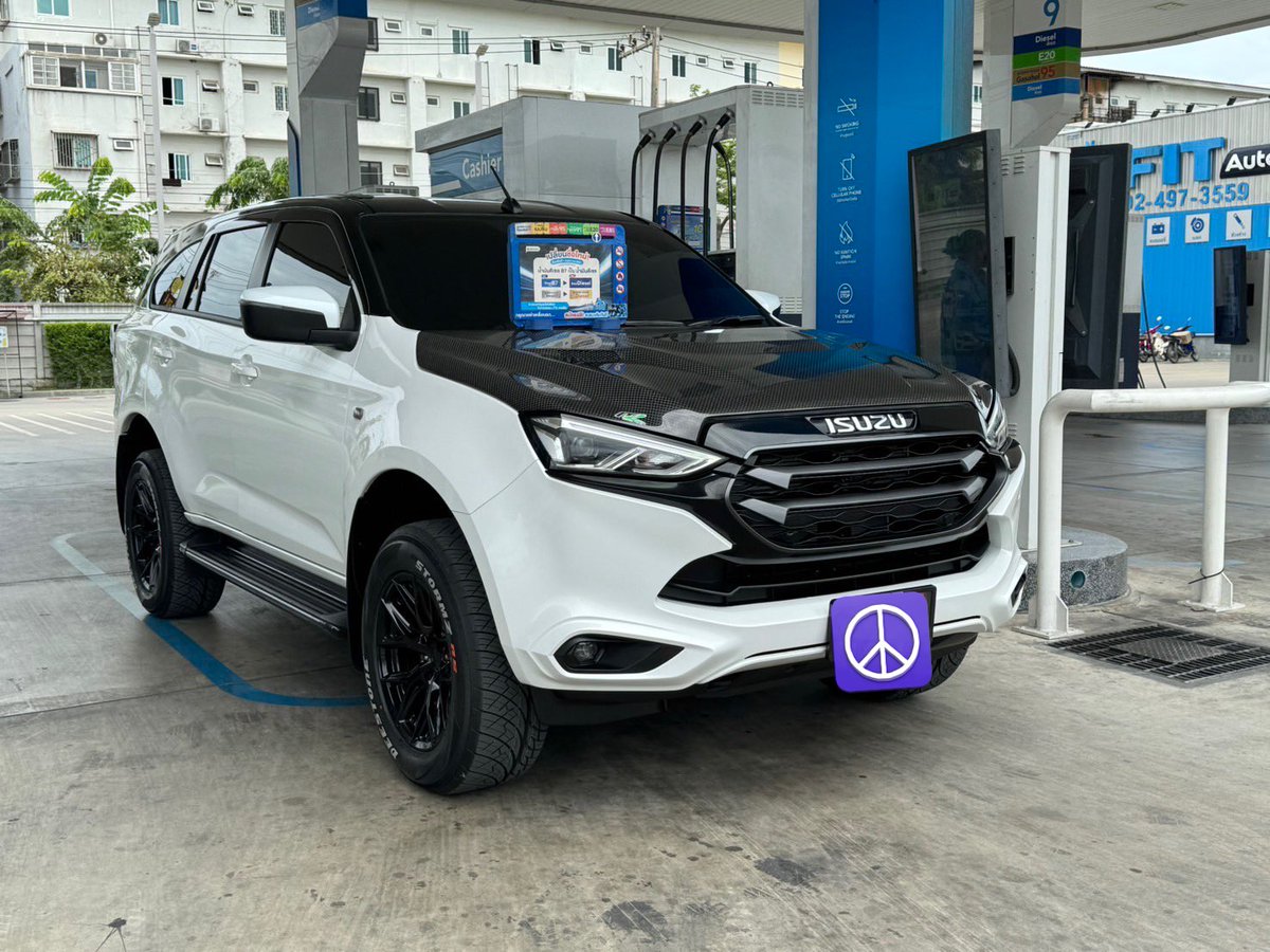 preecha9606's tweet photo. 🚘เดินหน้าเต็มกำลัง😁👍🏽🚘 https://t.co/fIhmY8rQ8S