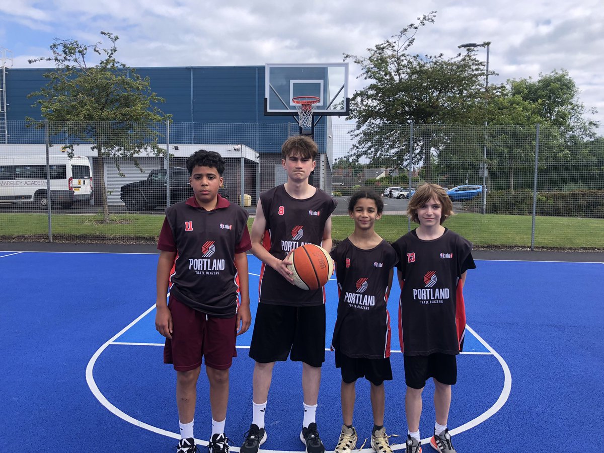 Excellent afternoon at the Inter academies 3 v 3 Basketball. A really enjoyable format with some exciting games! 3 wins, a draw and 2 losses in total with the A team crowned as champions!!
