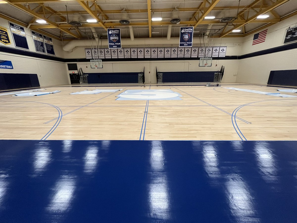 SC_BBall's tweet photo. Ainsworth getting a new look 👀 https://t.co/6IYI6cNhW4