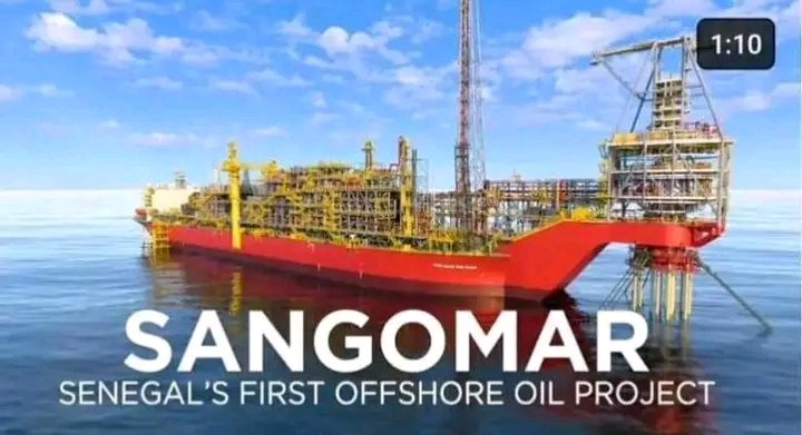 k_a_m_7's tweet photo. Woodside Energy annonce avoir obtenu le premier pétrole du champ Sangomar au large du Sénégal, hier 10 juin 2024.❤️🇸🇳❤️C'est un jour historique pour le Sénégal 🇸🇳.
Merci Président Macky SALL pour tous les efforts consentis. 
Bonne chance aux nouvelles autorités pour la Gestion.. https://t.co/KRl4hvvRR5
