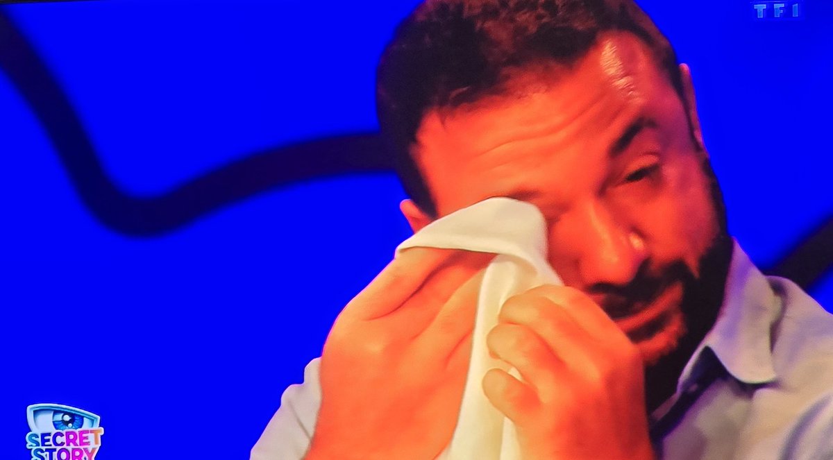 lablueteam's tweet photo. C'était vraiment des éliminations injuste pour les deux et juste orchestrées par la prod c'est tellement decevant #SecretStory #SecretStoryleLive https://t.co/8yWchHEDsJ