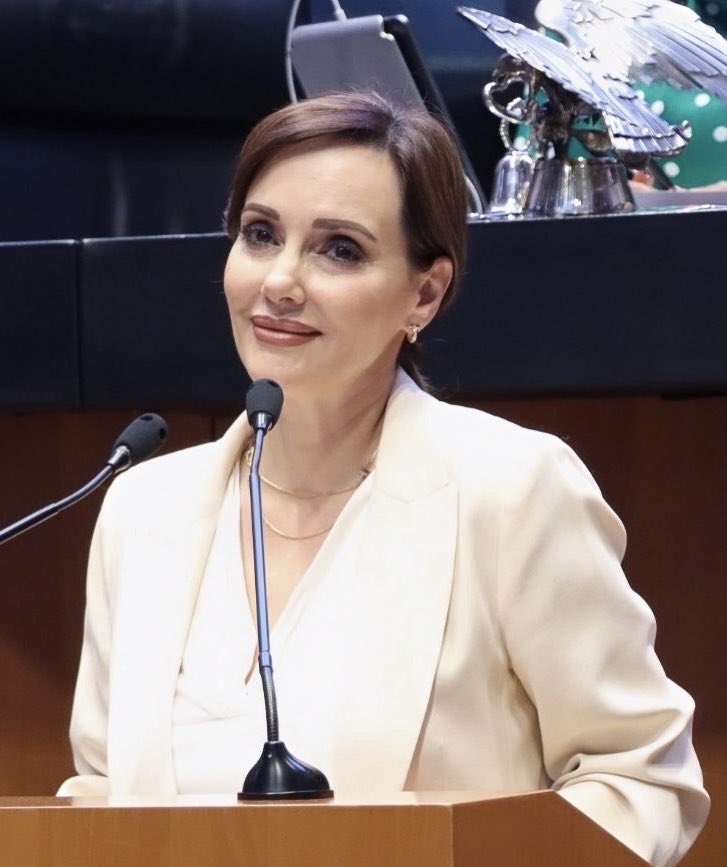 LillyTellez's tweet photo. Más de 300 mil sonorenses votaron por mí.

Agradezco ❤️ su confianza para continuar como voz opositora.

Seré Senadora plurinominal, y defenderé a la minoría que reprueba el pacto de morena con criminales, la destrucción de las instituciones de transparencia y del Poder Judicial. https://t.co/iKmY6qB7Fx