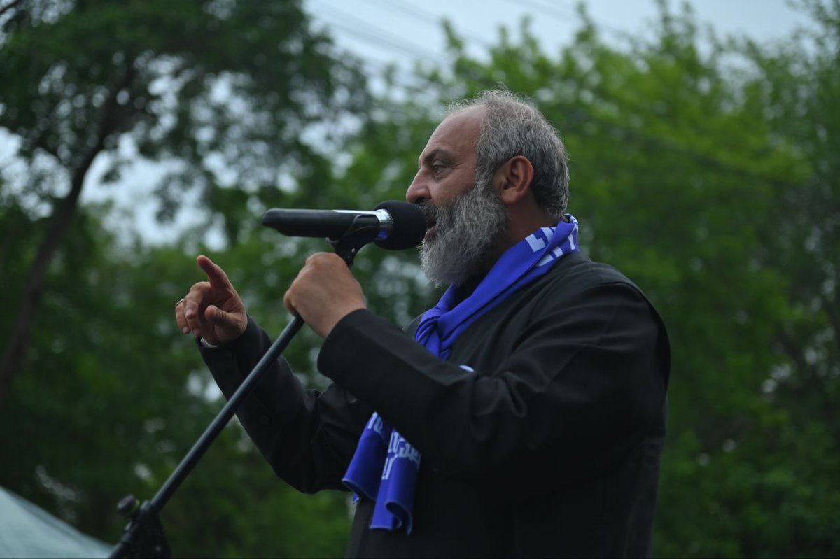 SrbazanBagrat's tweet image. Tomorrow is an incredibly important day. These people, whom you have paid, have rejected your demands, and they must be made unemployed. We must stop these disaster-bringers from continuing their work. Their reign of destruction must end.

#EnoughLies

#JustCause