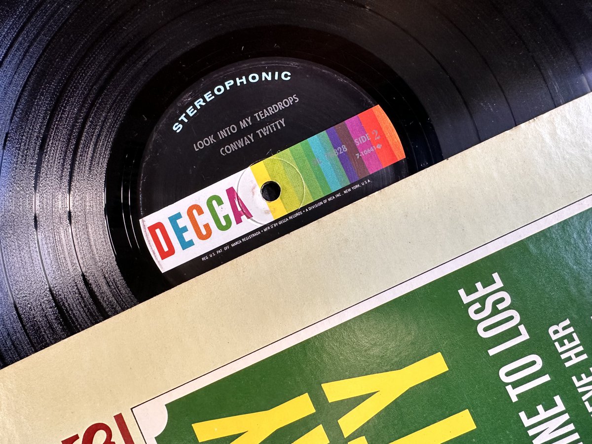 Tracks Music Shop tweet media