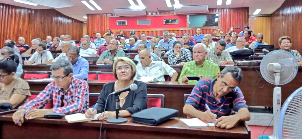 AlexisLorente74's tweet photo. 🇨🇺| Recibimos en el día de hoy visita previa del Gobierno encabezada  por la Dirección de Atención a los Órganos Locales del Poder Popular integrada por representantes de los ministerios y de los  Organismos de la Administración Central del Estado.

#SanctiSpíritusEnMarcha https://t.co/PFQk9CAZZV