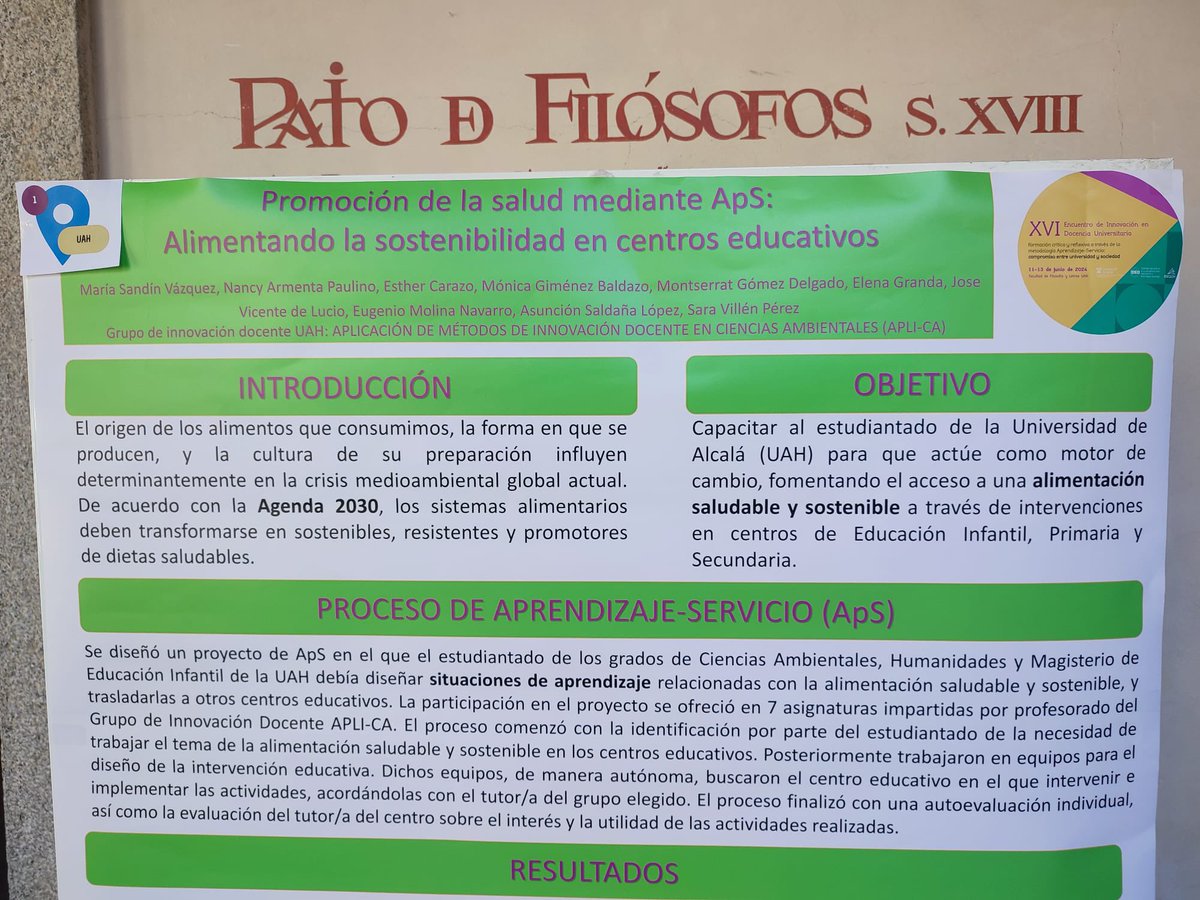 Nuestros representantes de la UAH en los estands de la Red ApS en el XVI EIDU