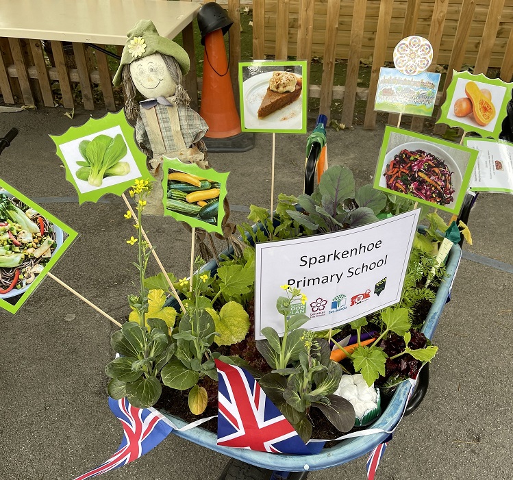 Lee Jowett tweet media