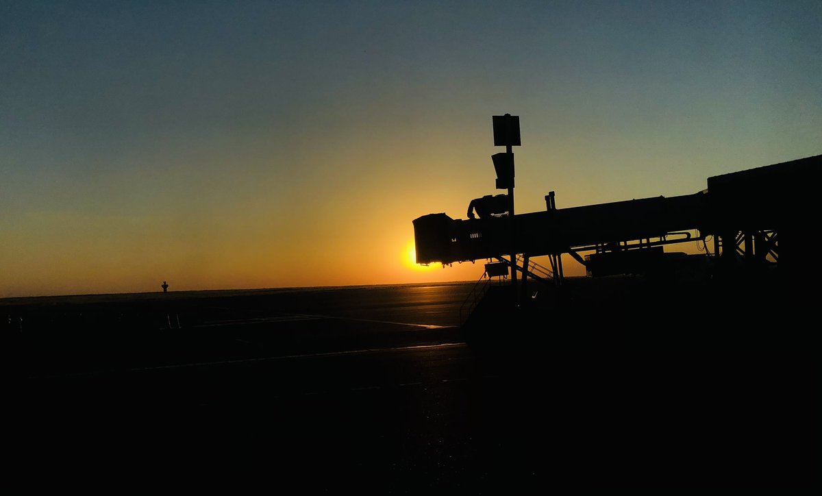 Every sunset is an opportunity to reset 👏
