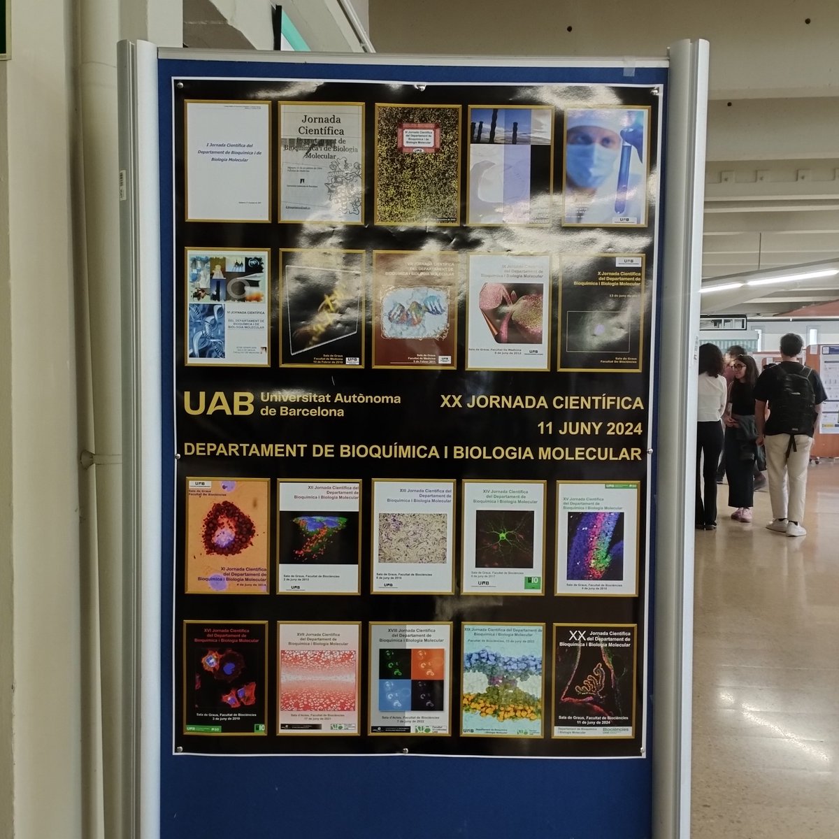 Imma Ponte (@imma_ponte) on Twitter photo Excited for the celebration the XX Scientific Day of Biochemistry and Molecular Biology departament from UAB #XXJornadaBQ_UAB <a href="/UABBarcelona/">Universitat Autònoma de Barcelona</a> <a href="/uabbiociencies/">Facultat de Biociències UAB</a>
Here are the 20 covers of the abatracts book of these scientific days Excited for the celebration the XX Scientific Day of Biochemistry and Molecular Biology departament from UAB #XXJornadaBQ_UAB <a href="/UABBarcelona/">Universitat Autònoma de Barcelona</a> <a href="/uabbiociencies/">Facultat de Biociències UAB</a>
Here are the 20 covers of the abatracts book of these scientific days
