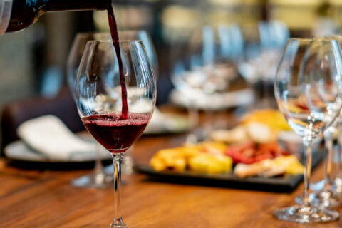 Knysna Oyster Festival (@oysterfestival) on Twitter photo Nothing like a fine wine
This year <a href="/simola/">Simola Country Hotel</a> will be hosting a the #FineWineFest
quicket.co.za/events/261738-…
#shuckinggoodtime #Knysna #GardenRoute
<a href="/FoodLoversMkt/">Food Lover's Market</a>
<a href="/StandardBankZA/">Standard Bank ZA</a> <a href="/AlgoaFM/">Algoa FM</a> <a href="/visitknysna/">Visit Knysna</a> <a href="/KnysnaMuni/">KnysnaMunicipality</a> <a href="/WesternCapeGov/">Western Cape Gov</a> <a href="/SavannaCider/">SavannaCider</a> <a href="/SANParksGRNP/">SANParks GardenRoute</a> Nothing like a fine wine
This year <a href="/simola/">Simola Country Hotel</a> will be hosting a the #FineWineFest
quicket.co.za/events/261738-…
#shuckinggoodtime #Knysna #GardenRoute
<a href="/FoodLoversMkt/">Food Lover's Market</a>
<a href="/StandardBankZA/">Standard Bank ZA</a> <a href="/AlgoaFM/">Algoa FM</a> <a href="/visitknysna/">Visit Knysna</a> <a href="/KnysnaMuni/">KnysnaMunicipality</a> <a href="/WesternCapeGov/">Western Cape Gov</a> <a href="/SavannaCider/">SavannaCider</a> <a href="/SANParksGRNP/">SANParks GardenRoute</a>