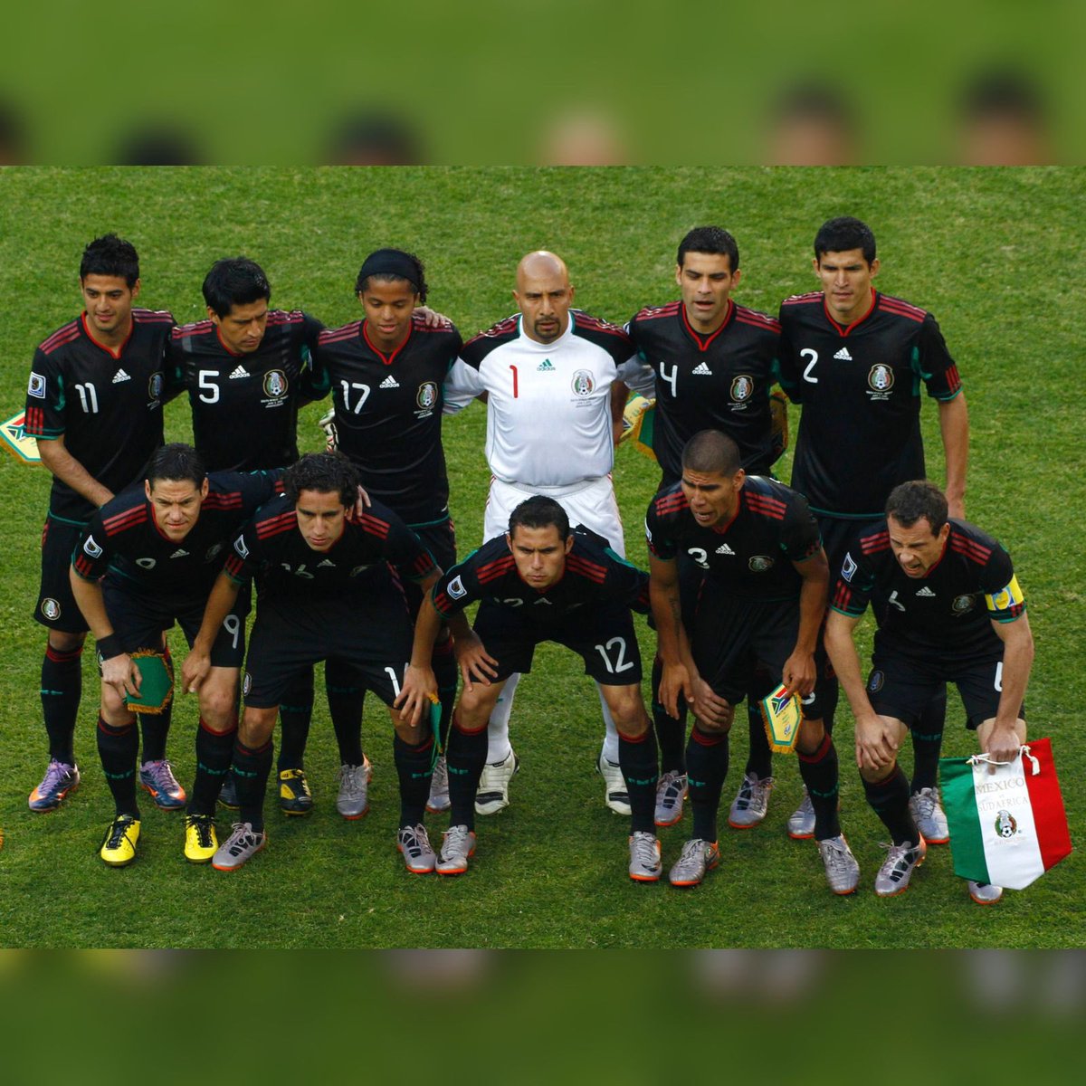 Gerardo Torrado (@gerardotorrado6) on Twitter photo Johannesburgo, Sudáfrica 🇿🇦 2010 🏆
Después de mucho trabajo, esfuerzo y dedicación me tocó vivir un partido mundialista como capitán de <a href="/miseleccionmx/">Selección Nacional</a> 🇲🇽
Quedamos 1-1 vs Sudáfrica pero fue un día inolvidable. ⚽️ Johannesburgo, Sudáfrica 🇿🇦 2010 🏆
Después de mucho trabajo, esfuerzo y dedicación me tocó vivir un partido mundialista como capitán de <a href="/miseleccionmx/">Selección Nacional</a> 🇲🇽
Quedamos 1-1 vs Sudáfrica pero fue un día inolvidable. ⚽️