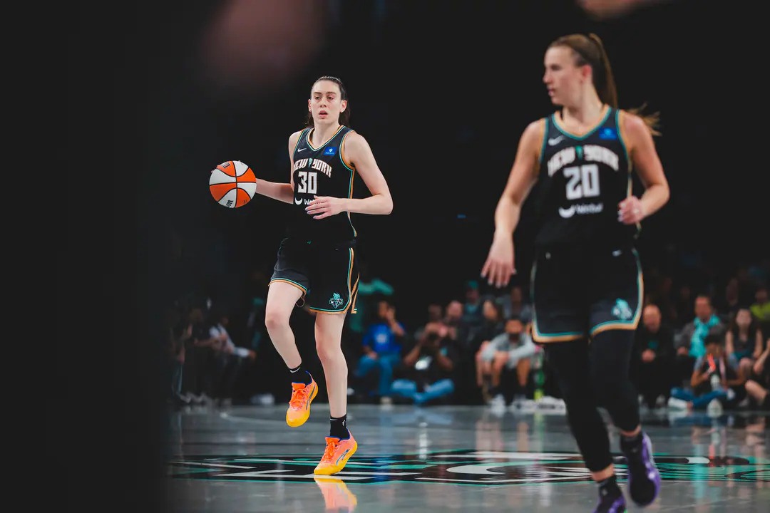 Fresh off of being selected to Team USA at the 2024 Paris Olympics, the New York Liberty's Sabrina Ionescu and Breanna Stewart have led the team to a league-best win streak and a chance for the Commissioner's Cup.

Read it now at theharlemtimes.com/online-news/ol… or at the link in our bio!
