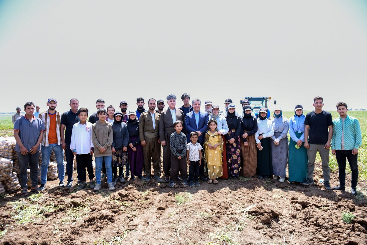 masrourbarzani's tweet photo. This cabinet's record in agriculture:

• Increased investment from 1.5% to nearly 10%

• Licensed new companies for packaging, egg production, yogurt, milk, olive oil and more

• Placed Kurdistan's finest pomegranates, apples and honey on shelves in the Gulf

More soon. https://t.co/UdPkTyD7WT
