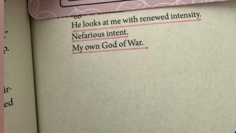 “MY OWN GOD OF WAR”. JDOQNDOANSODNAOKDOW