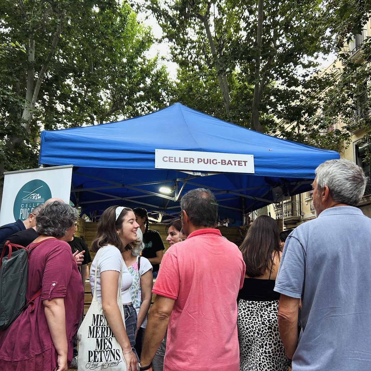 PuigBatet's tweet image. ❤️‍🔥🍇🍷🛥️📸
Un cap de setmana ple de moments, amb música, visites i vi!

Un any més hem estat presents a @tempsdevi a #vilanovailageltrú 

I gràcies a tots els que heu vingut a conèixer-nos i tastar els nostres vins! 

#puigbatet #tempsdevi #firadelvi #vinsivinyesdelgarraf