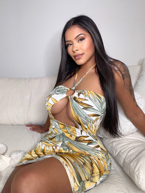 Summer ready ☀️🌴 https://t.co/ICAMuLnDYJ