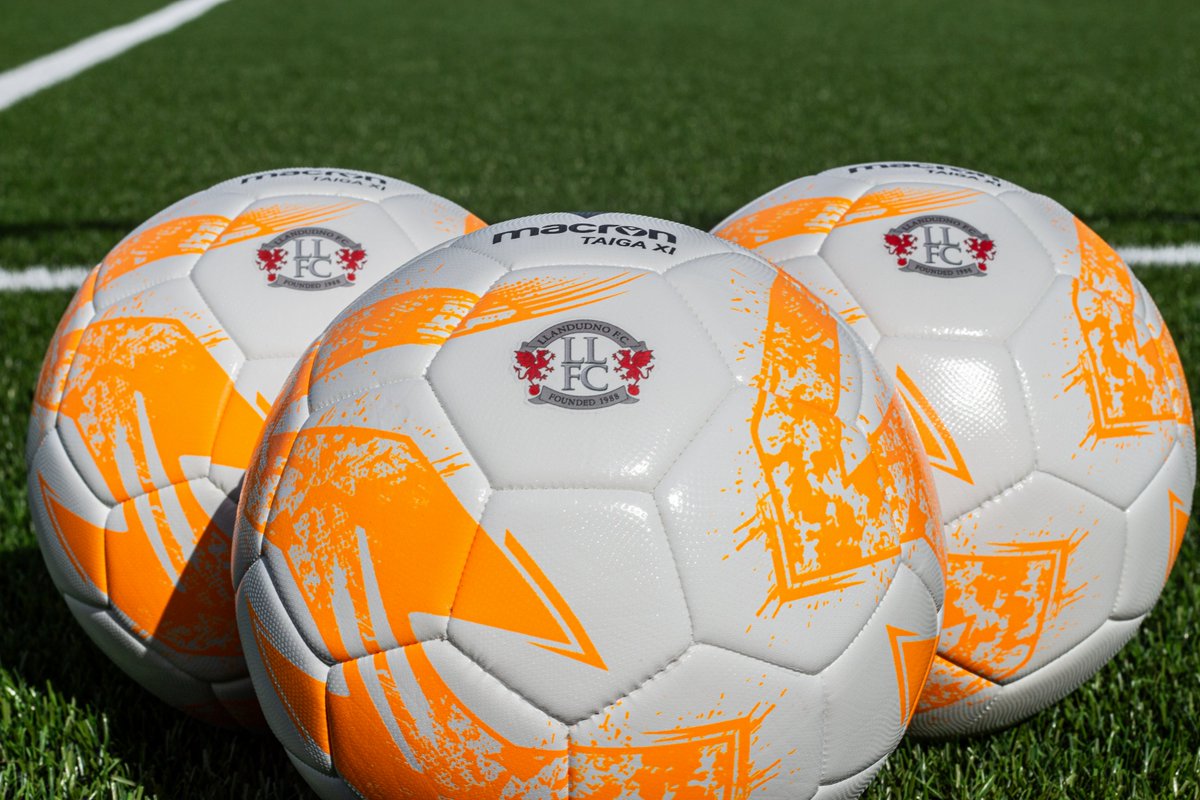 LlandudnoFC's tweet photo. Pre-Season begins this evening and we're excited to present our new training balls 🤩

Thank you @MacronWrexham 🤝

#Llandudno #LlandudnoFC #WeAreOne #KeepTheFaith https://t.co/rNcC7xOD1l