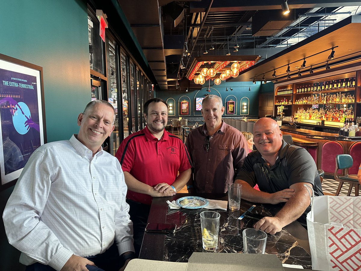 mcperry705's tweet image. ☀️Spent the day celebrating another great year with this fantastic team! #AdminTeam #Grateful 😎