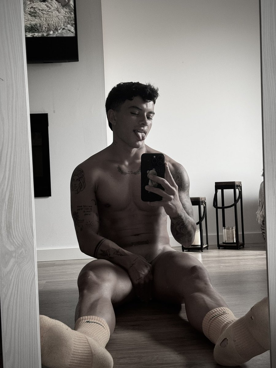 Twinjorge12's tweet photo. I love everything 

https://t.co/aXiU4tVfjy https://t.co/b3yorGEExi