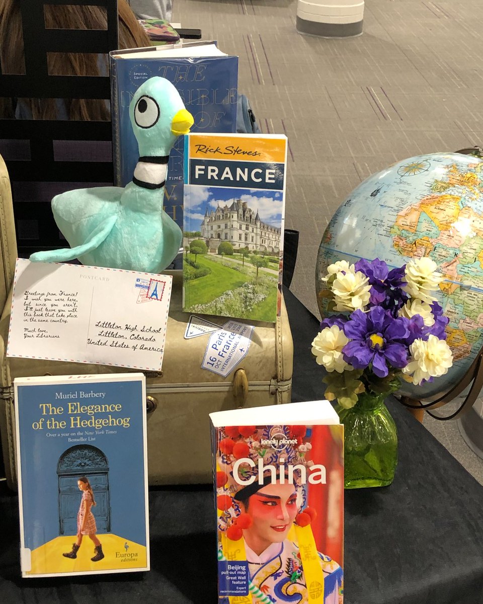 Vive le Pigeon! The Littleton High School library (@lpsk12) was a great place for <a href="/The_Pigeon/">The Pigeon</a> to learn about France. Did you know that "pigeon" in French is "pigeon" or "pigeonne"?