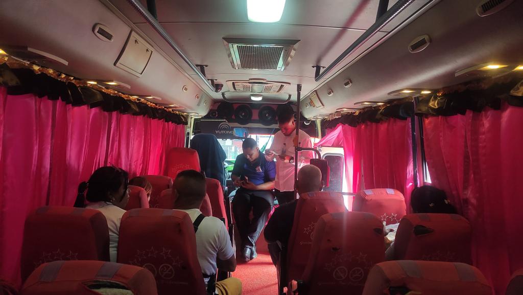 #11Jun | Desde el terminal de pasajeros Juan Arroyo Valle de la Pascua #INTT, realizan supervisión seguridad higiéne y confort a las unidades de transporte público, garantizando una movilidad segura a los usuarios.

#NicoLeEchaPichón