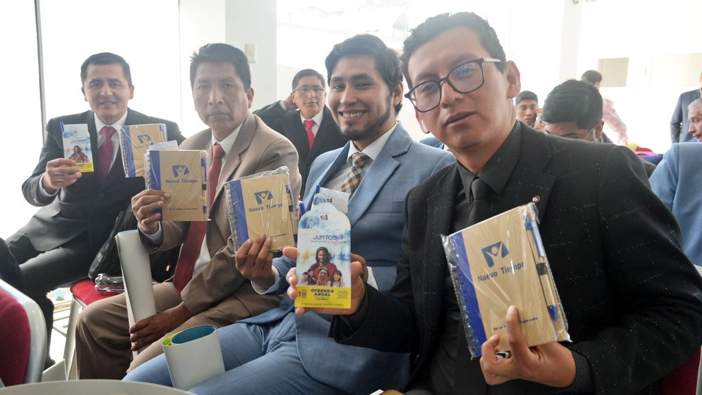 Nuestro cuerpo pastoral se prepara para la Ofrenda Anual Nuevo Tiempo "Juntos transformando vidas", este sábado 20 de Julio.