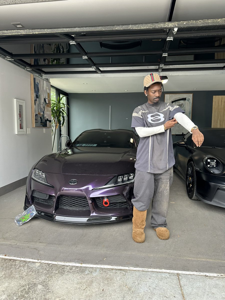 Bruce Ray tweet media