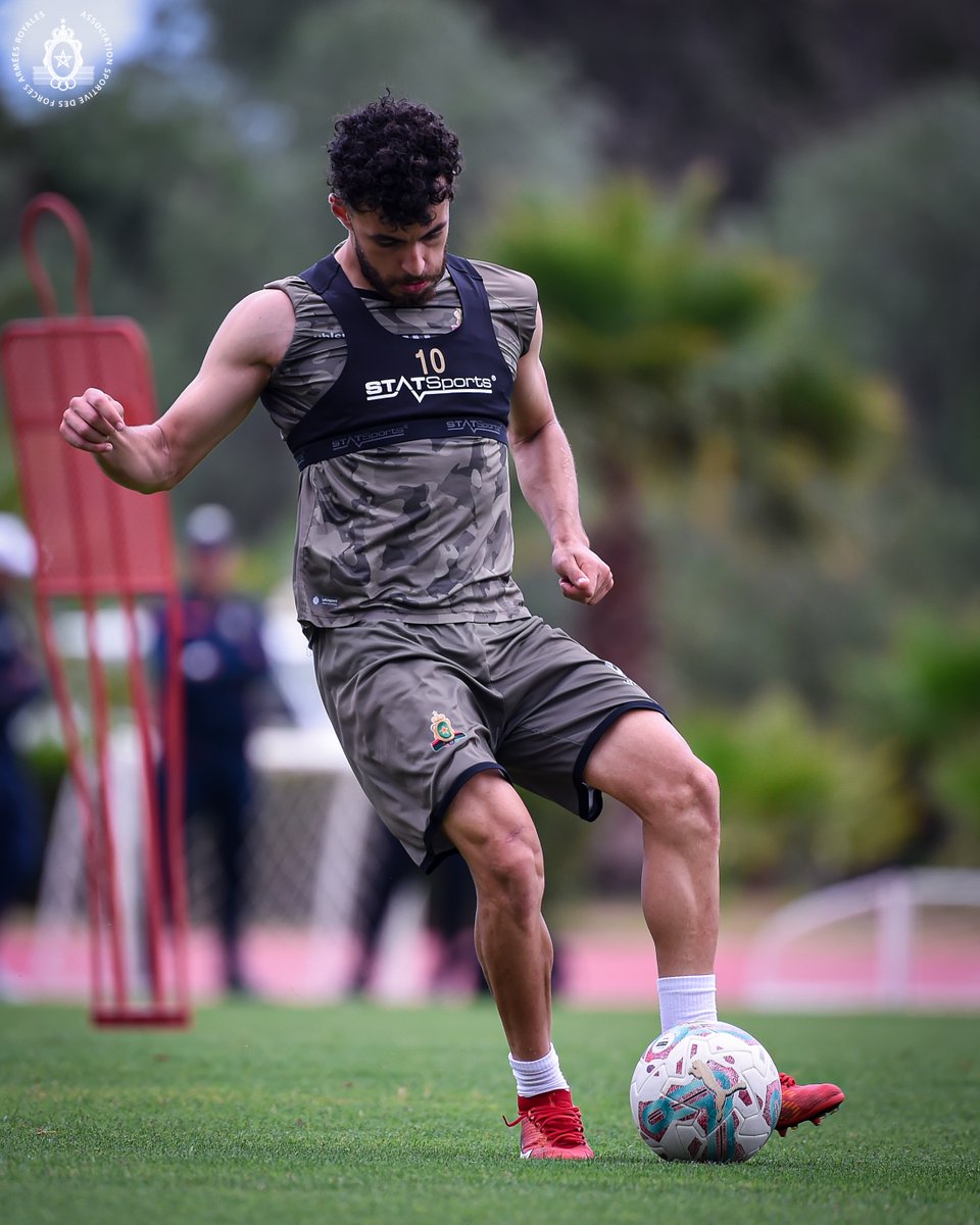 ASFAR_Officiel's tweet photo. Inside training 💪📸

#Asfar #Thronecup #Botolapro https://t.co/x0kSSLhO7L