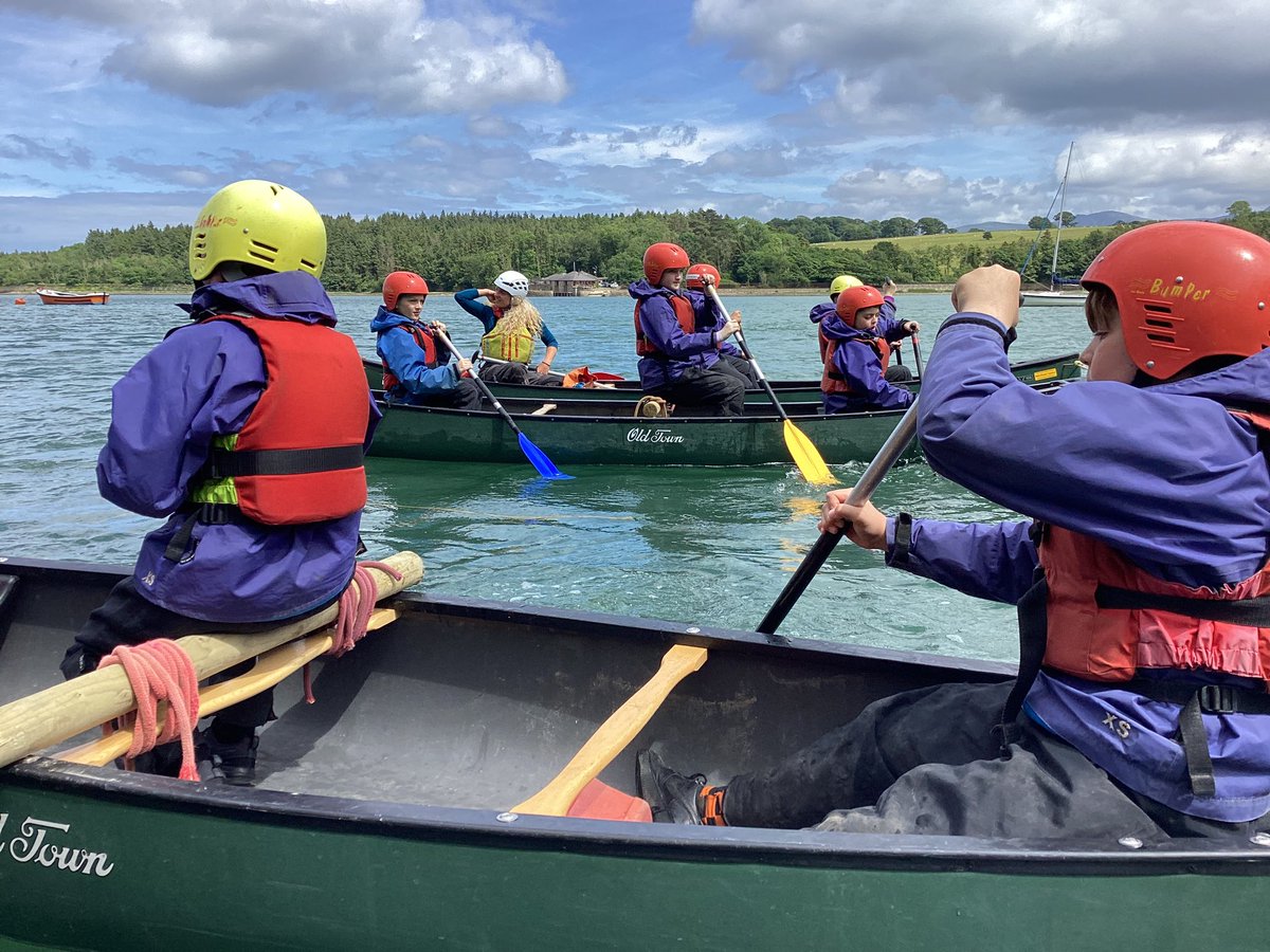Year 6 have thoroughly enjoyed their afternoon canoeing. Great teamwork was demonstrated by everyone and they were able to spot many interesting bird species and learn all about jellyfish and seaweed on the journey! <a href="/Bedford_Drive/">Bedford Drive Primary School</a>