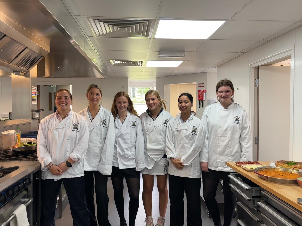 MFL Department tweet media