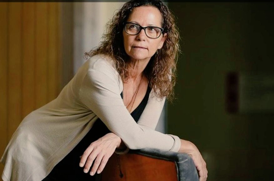 🥀Condol a la família #Sureda

#BertaSureda, ha estat una destacada gestora cultural, ha deixat una empremta inesborrable en l'àmbit cultural de les #IllesBalears i #Barcelona. La seva partida deixa un buit enorme, però també un llegat que segur perdurarà en el temps.